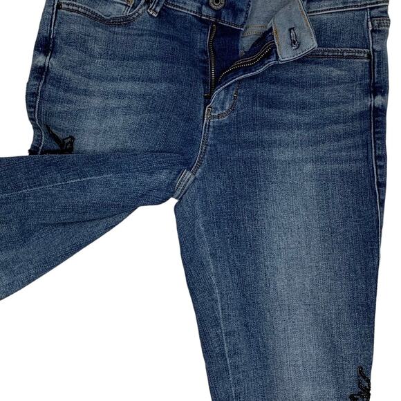 White House Black Market Everyday Soft Jeans Blue Size 2 Skinny Ankle Beaded - Picture 6 of 16